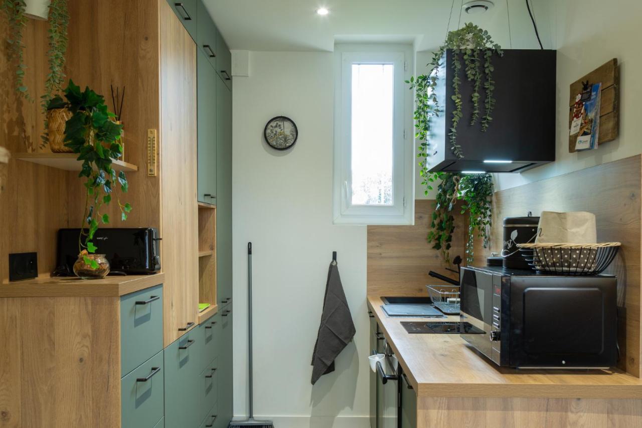Suite Jungle - Jardin, Netflix Et Parking - Le Manoir Aux Pommes Orbec Bagian luar foto
