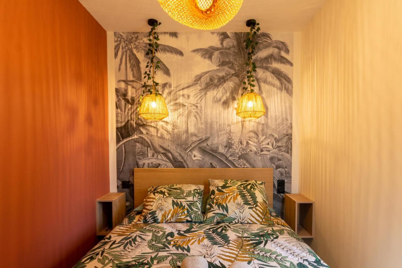 Suite Jungle - Jardin, Netflix Et Parking - Le Manoir Aux Pommes Orbec Bagian luar foto
